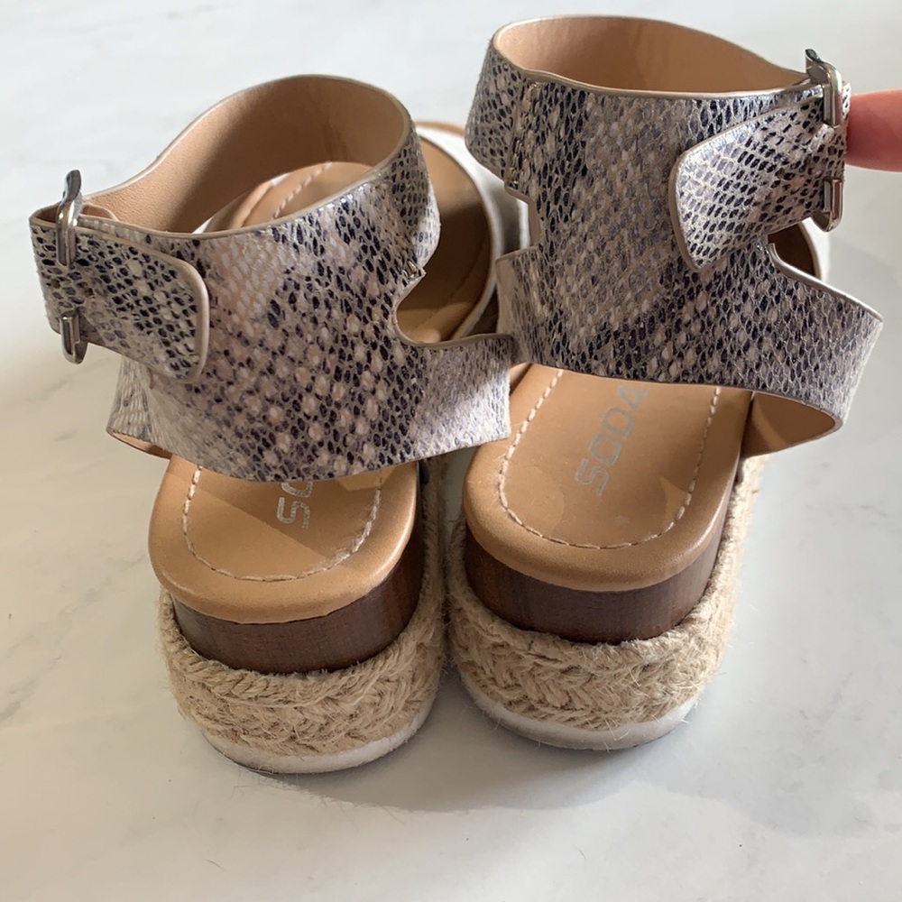 Snakeskin Flatform Espadrilles - Picture 6 of 6